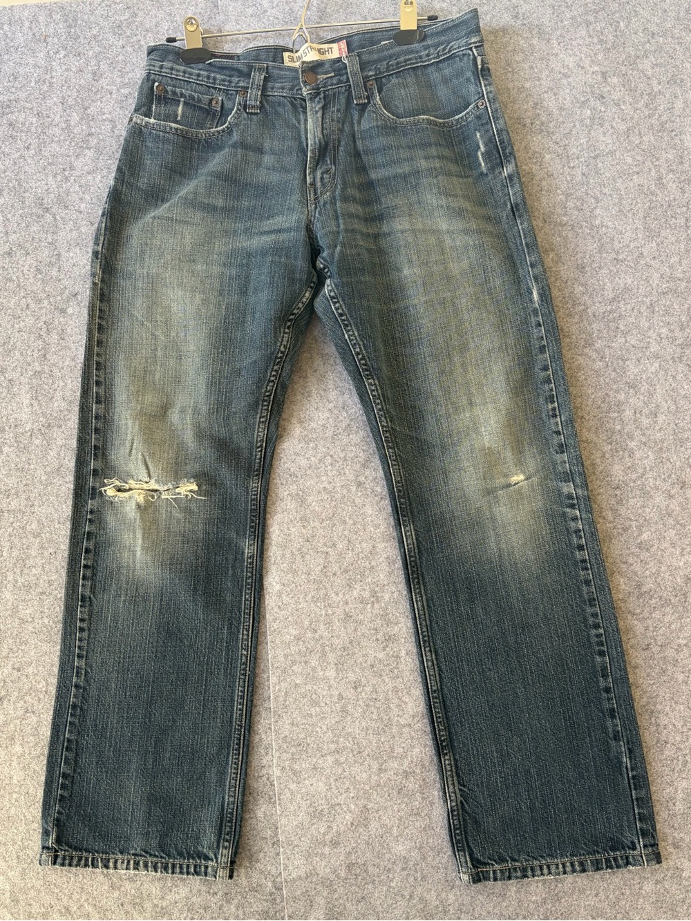 Vintage Levi’s 514 Slim Straight Distressed Jeans 33x30